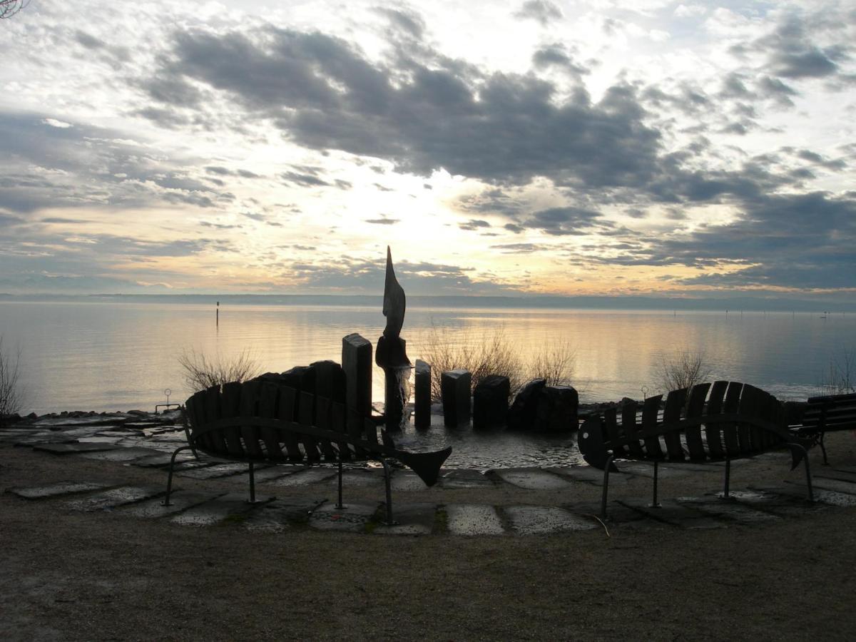 Gaestehaus Zum Landesteg Immenstaad am Bodensee Exteriör bild